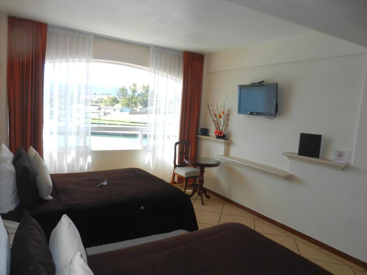 Hotel 9 Manantiales ชิกาฮัวปัน ภายนอก รูปภาพ